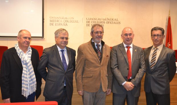 Los ponentes de la mesa sobre precariedad laboral: Gabriel del Pozo, Fernando Carballo, Juan Manuel Garrote, Francisco Miralles y Rafael Carrasco